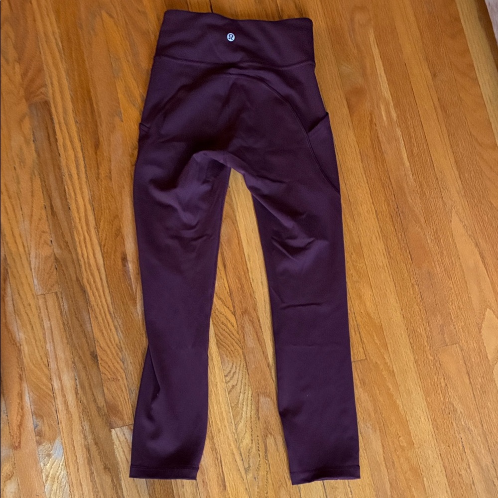 Lululemon Invigorate High-Rise Crop 23". Size 2. Cassis